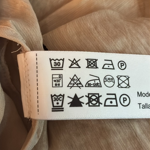 NWT. Massimo Dutti Golden Linen Blend Flowing Trousers with Darts. Size 6. - Picture 12 of 13